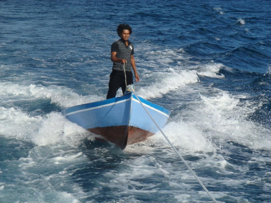 Lvis Boutique Hotel Male Bagian luar foto