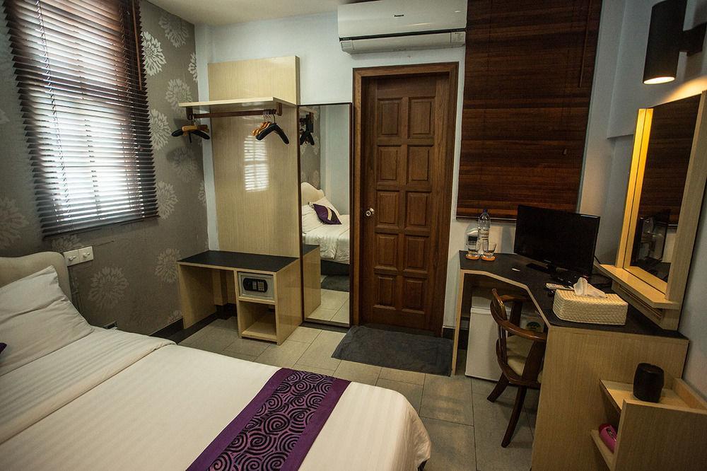 Lvis Boutique Hotel Male Bagian luar foto