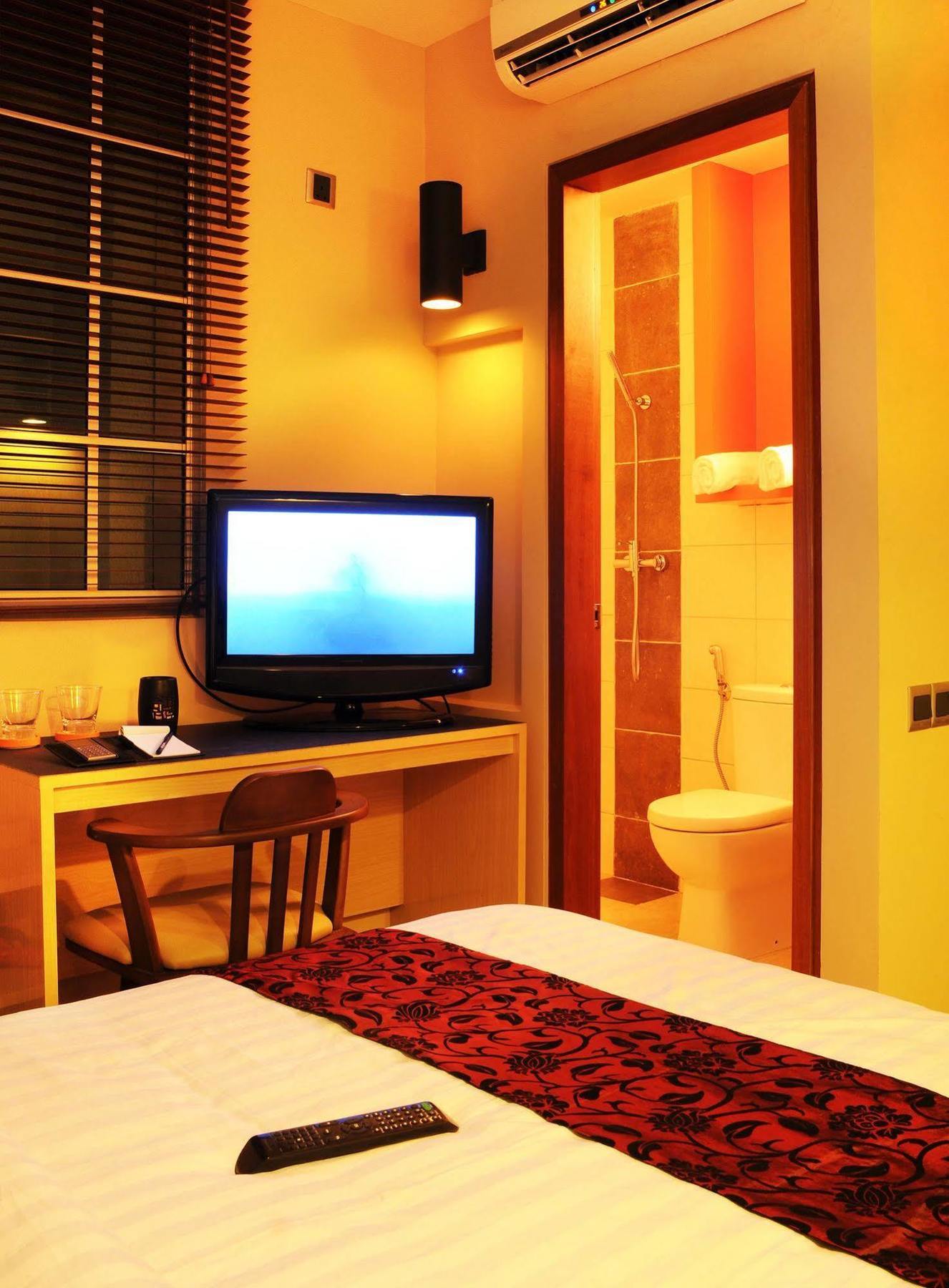 Lvis Boutique Hotel Male Bagian luar foto